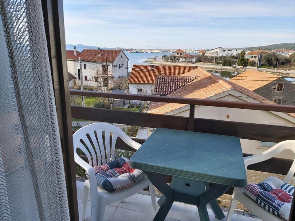 Apartmani Svitlana Sukošan Екстериор снимка