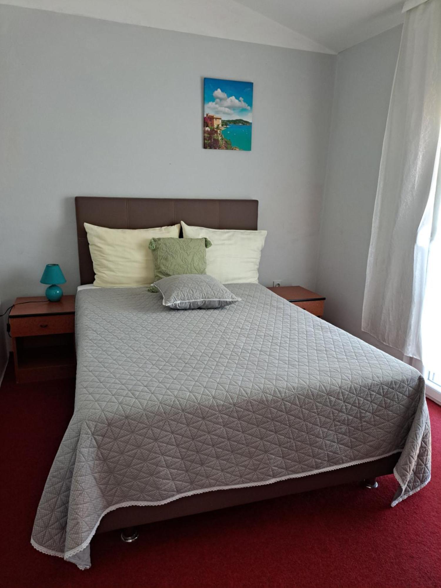 Apartmani Svitlana Sukošan Екстериор снимка